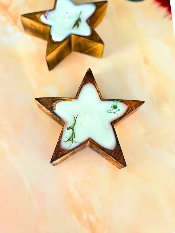 Rustic_Wooden_Star_Candle_Festive_Soy_Wax_Centerpiece_Christmas_New_Year