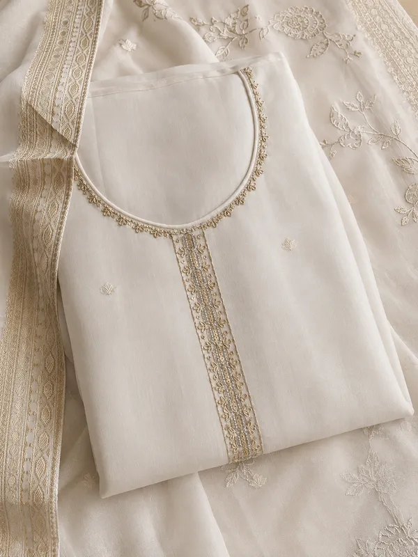 Noor_Ivory_Embroidered_Semi_Stitched_Kurti_Set_Default_Title