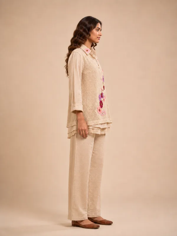 Floral_Embroidered_Crochet_Co_Ord_Set