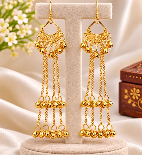Gold_Teardrop_Chandelier_Dangler_Earrings_For_Women