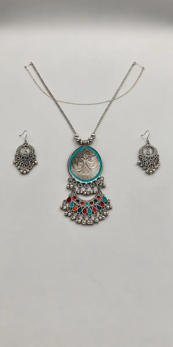 Multicolor_Oxidised_Turquoise_Red_Accent_Necklace_Set