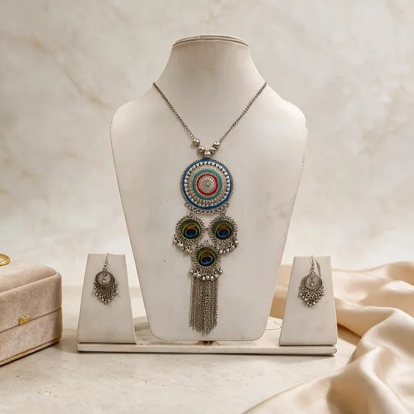 Silver_Peacock_Feather_Round_Pendant_Necklace_Set_For_Women