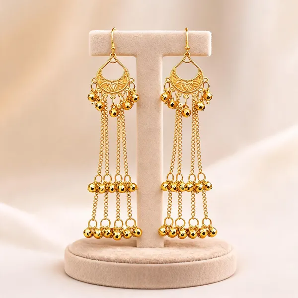Gold_Teardrop_Chandelier_Dangler_Earrings_For_Women