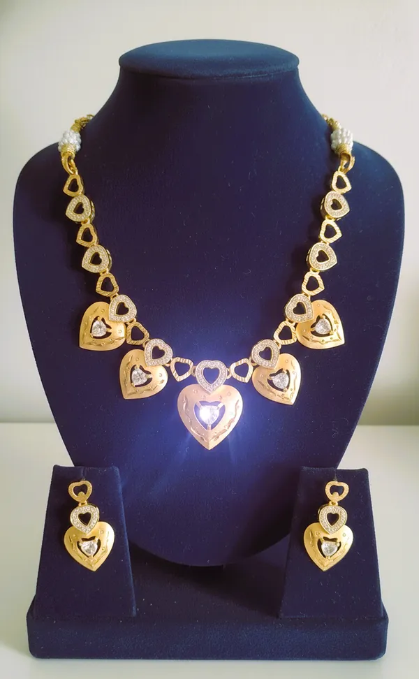 Golden_White_Micro_Gold_Heart_Necklace_Earring_Set_For_Women