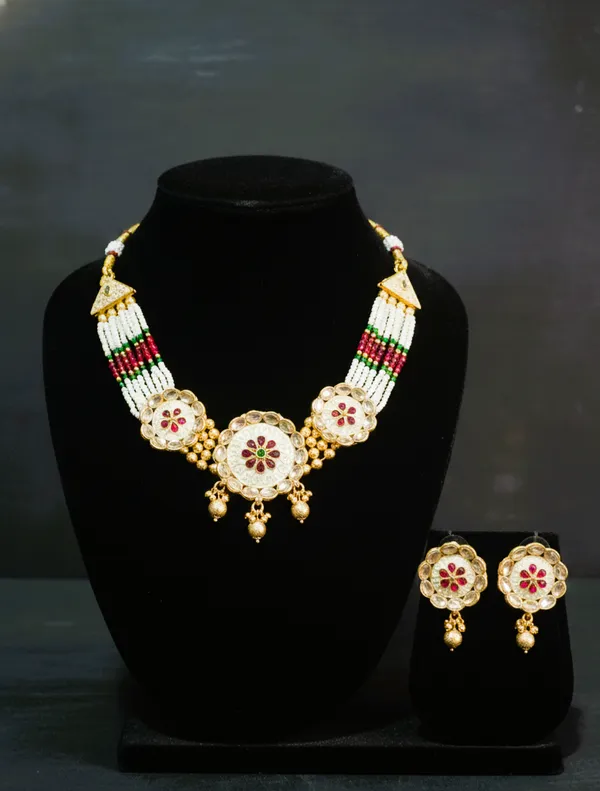 Gold-Tone_Floral_Medallion_Red_Green_Bead_Necklace_Earring_Set_For_Women
