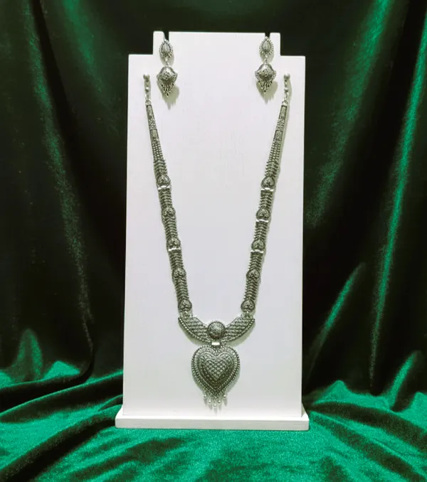 Silver-Tone_Heart_Pendant_Necklace_Set_for_Women