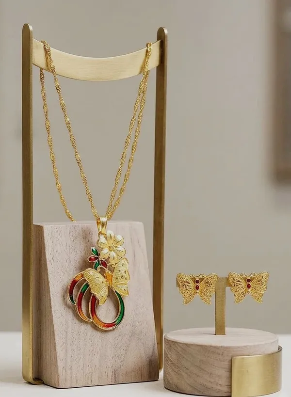 Golden_Alloy_Butterfly_Floral_Necklace_Earrings_Set_For_Women