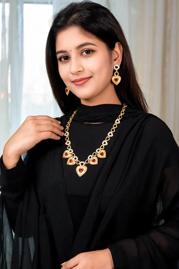 Maroon_Golden_Micro_Gold_Heart_Necklace_Earring_Set_For_Women