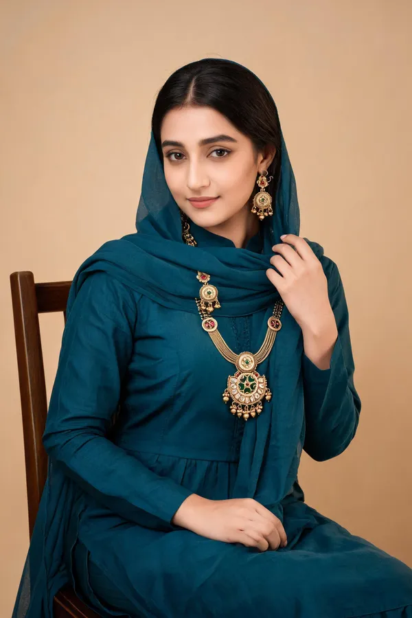 Gold-Tone_Copper_Green_Red_Stone_Layered_Necklace_Earring_Set_For_Women
