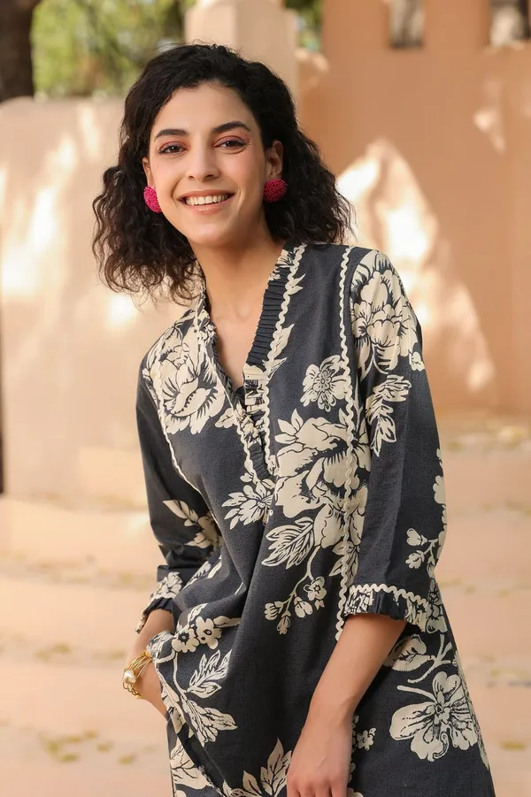 Charcoal_Cotton_Leaf_Print_Premium_Co_Ord_Set_Top_And_Matching_Pants