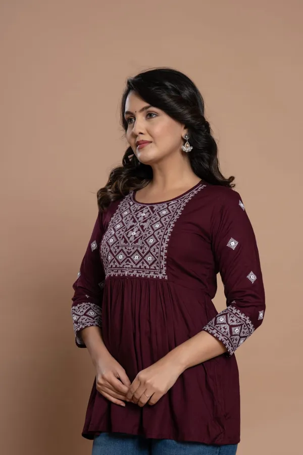 Embroidered_Diamond_Panel_Kurti_Burgundy