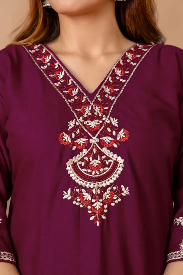 Maroon_Garden_Cotton_Short_Kurta_Maroon_With_Red_Floral_Embroidery