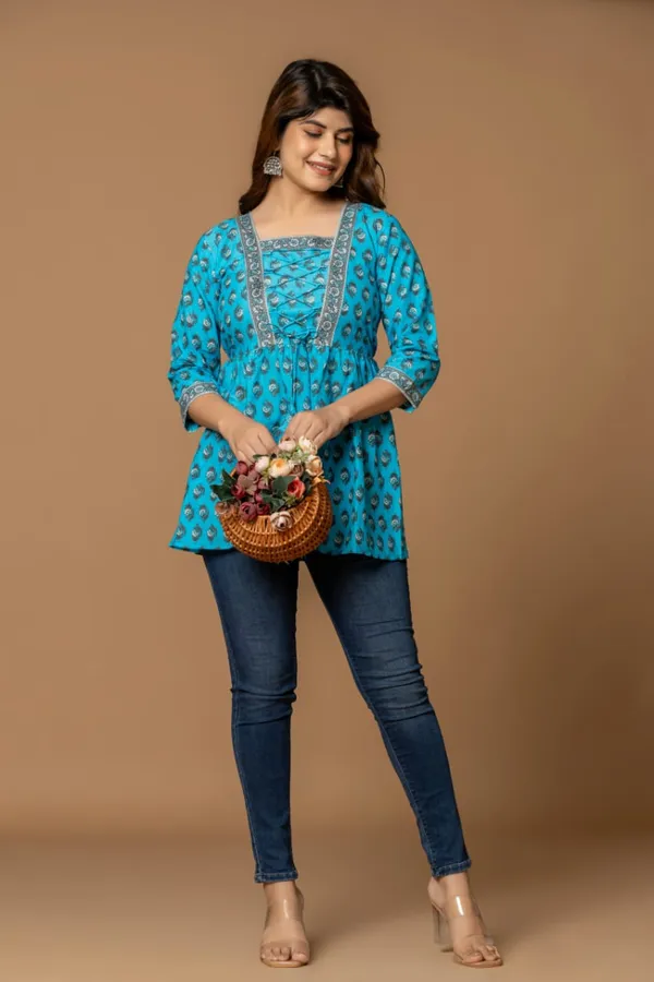 Peacock_Blues_Cotton_Short_Kurta_Turquoise_Silver_Print_With_Lace_Detailing