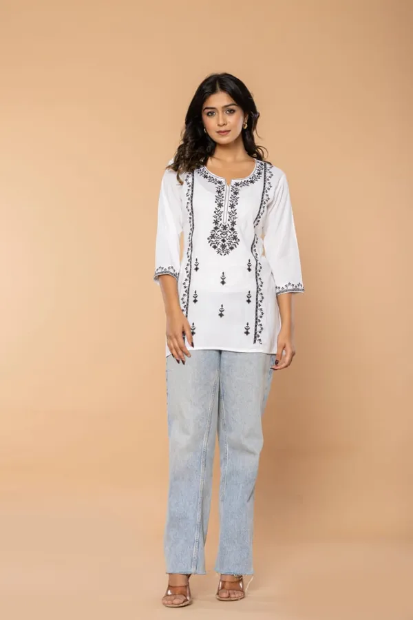 White_Bloom_Embroidery_Top