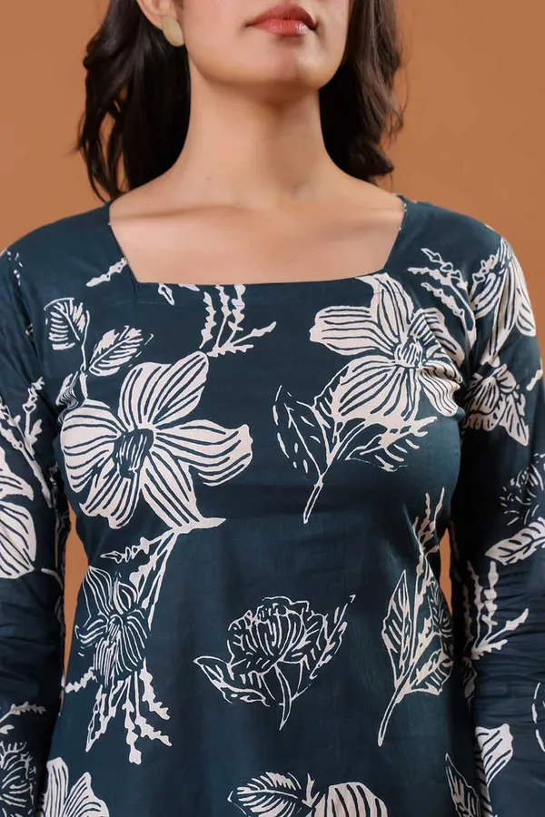 Sapphire_Leaf_Kurti