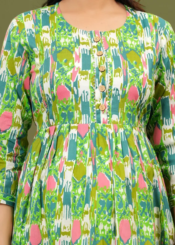 Emerald_Bloom_Maternity_Dress
