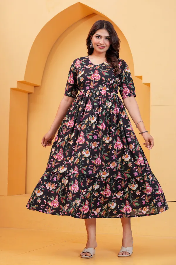 Noir_Blossom_Maternity_Dress