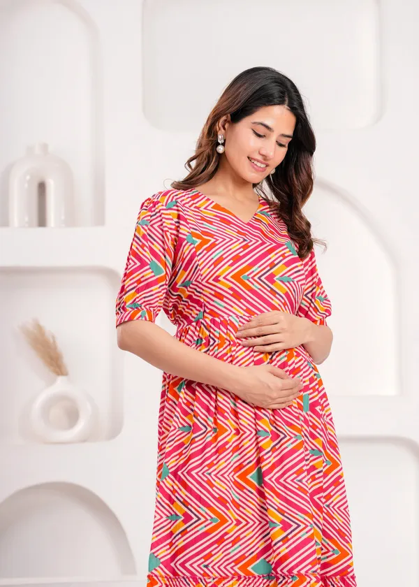 Coral_Chevron_Maternity_Dress