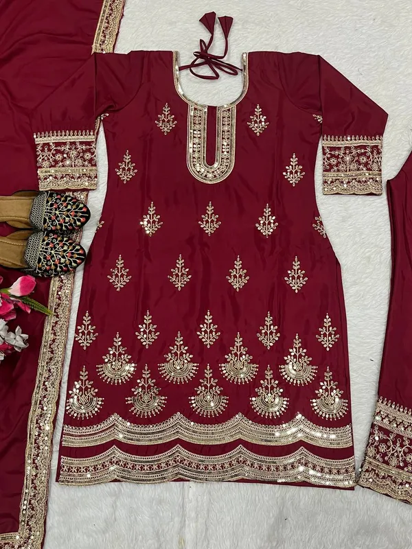 Maroon_Crepe_Suit_Set_For_Women