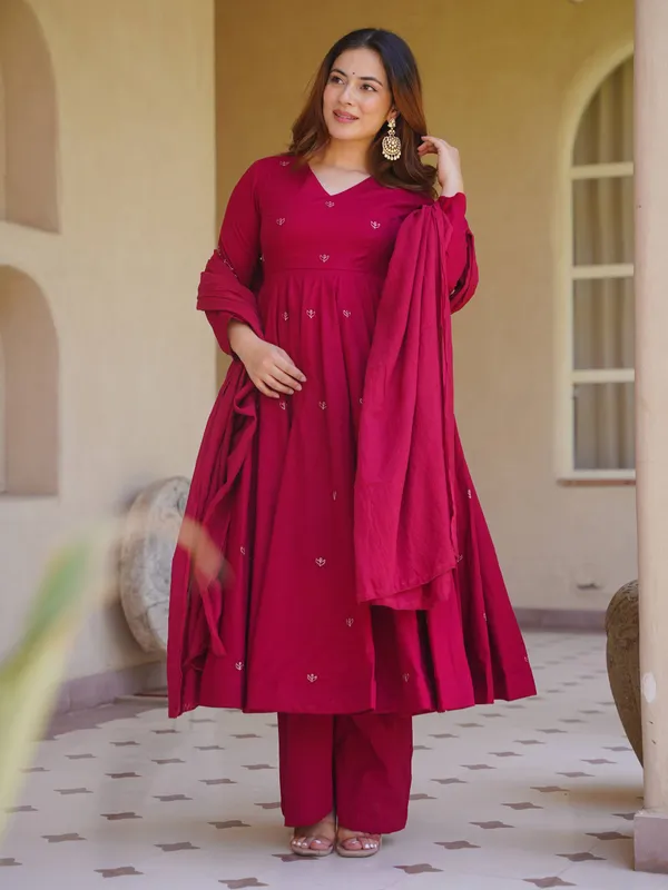 Red_Roman_Silk_Anarkali_Kurta_Set_For_Women
