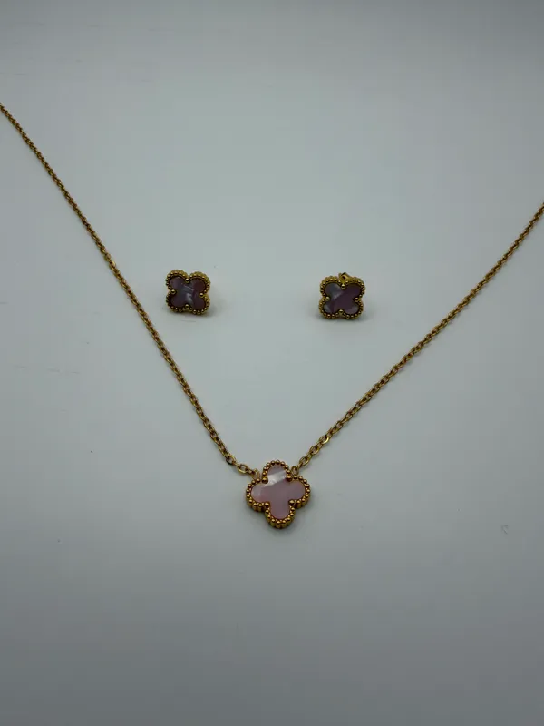 Gold_&_Pink_Alloy_Necklace_And_Earrings_Set_For_Women