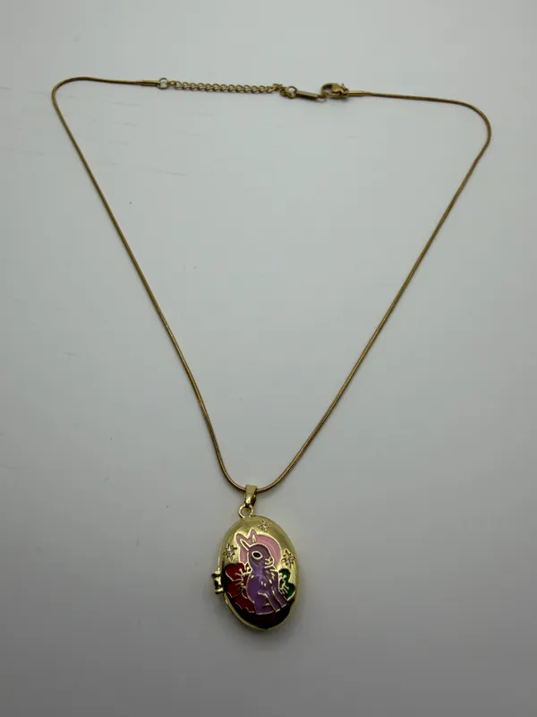 Gold_&_Pink_Alloy_Floral_Pendant_Necklace_For_Women