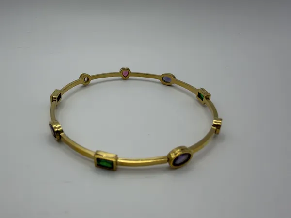 Gold_Alloy_Stone_Studded_Bangle_For_Women