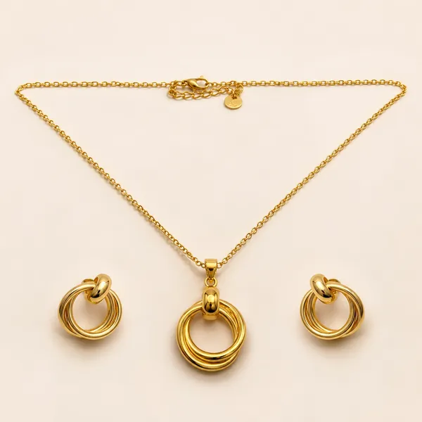 Gold-Tone_Interlocking_Circle_Pendant_Necklace_&_Earrings_Set