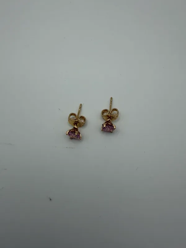 Gold_Alloy_Earrings_For_Women