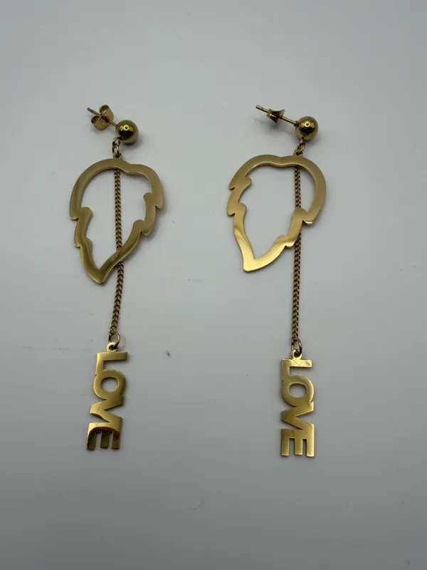 Gold_Alloy_Earrings_For_Women