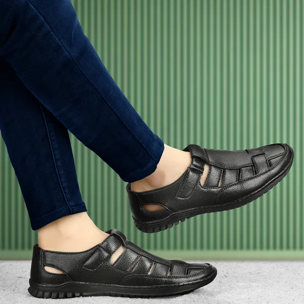 Black_Textured_Casual_Sandals_for_Men