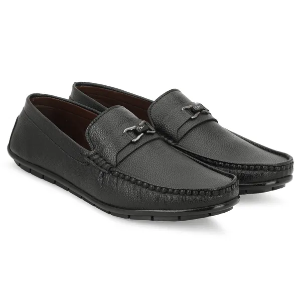 Black_Textured_Slip-On_Loafers_for_Men