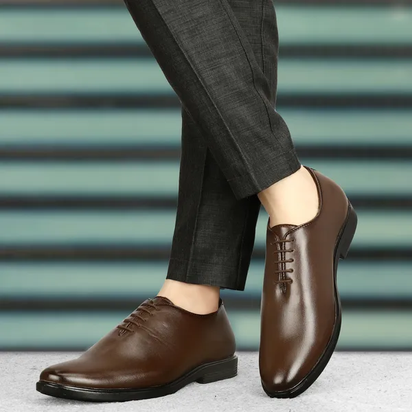 Brown_Lace-Up_Formal_Shoes_for_Men