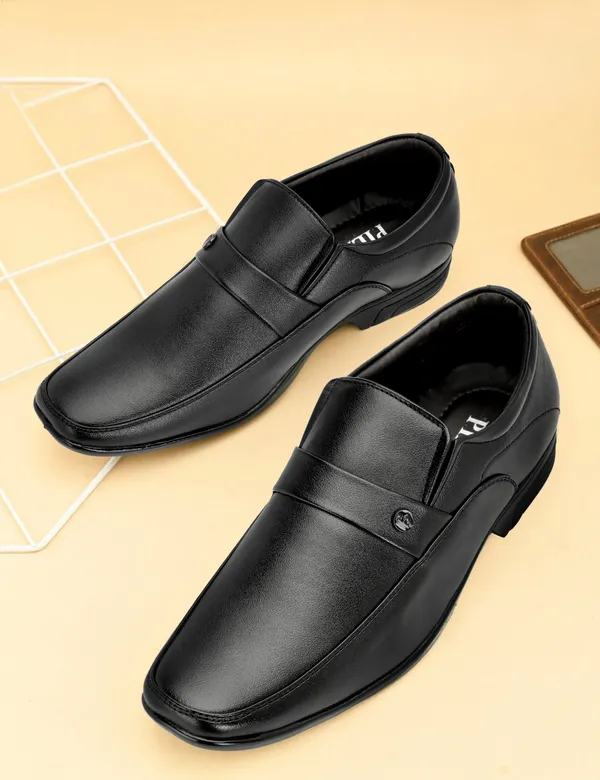 Black_Smooth_Finish_Formal_Loafers_for_Men