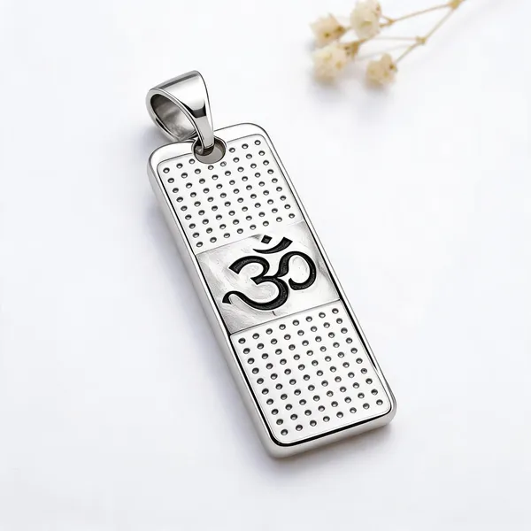 Silver_Metal_Om_Symbol_Pendant_For_Unisex