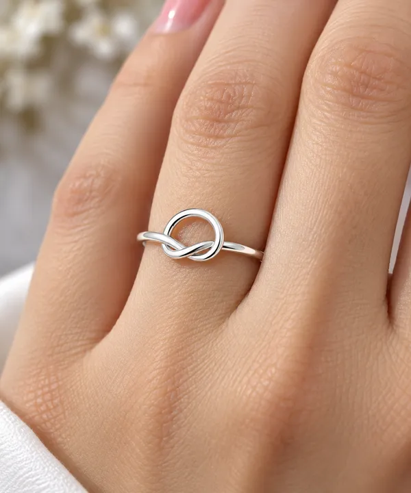 Silver_Infinity_Knot_Slim_Band_Ring_For_Girls