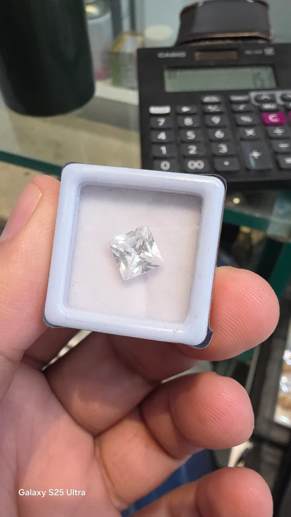 Clear_Natural_Faceted_Zircon_Gemstone_For_Unisex