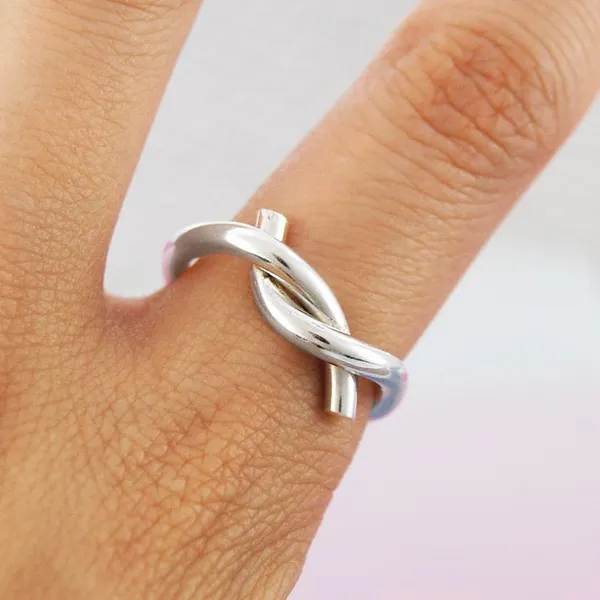 Silver_Interwoven_Band_Ring_For_Girls