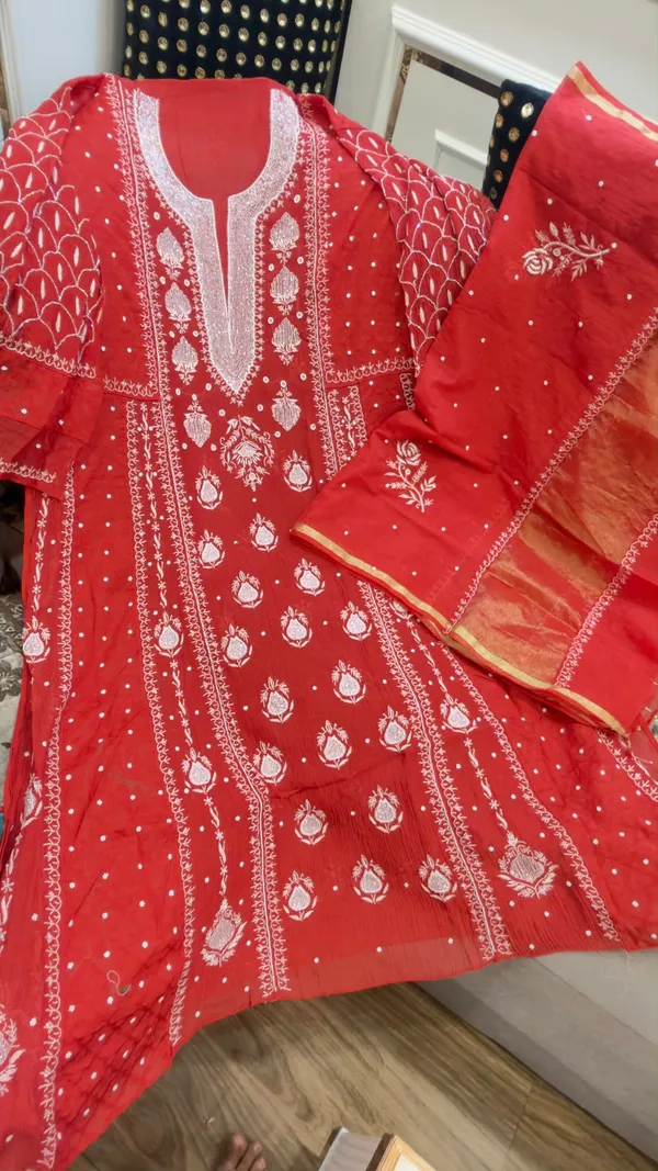 Red_Embroidered_Straight_Kurta_Set_With_Dupatta_for_Women