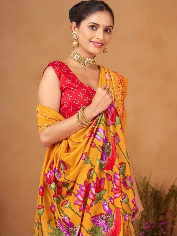 Yellow_Floral_Printed_Saree_For_Women