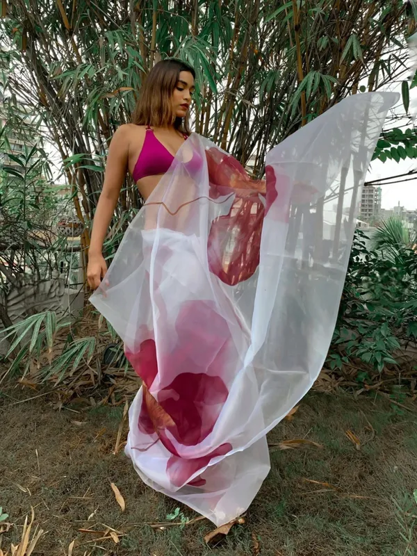Pink_Organza_Abstract_Print_Saree_for_Women