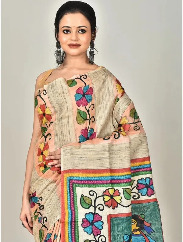 Beige_Floral_Printed_Saree_for_Women