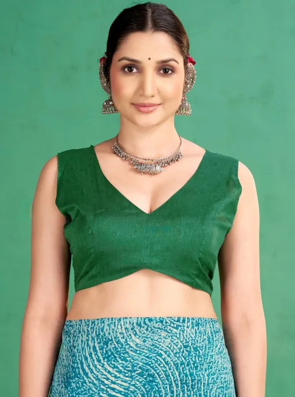 Turquoise_Printed_Ethnic_Saree_For_Women