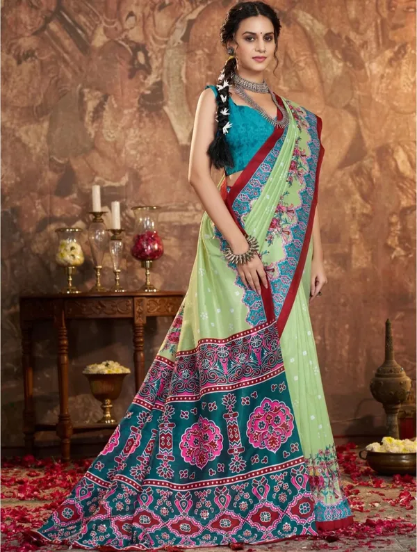 Green_Floral_Printed_Saree_For_Women