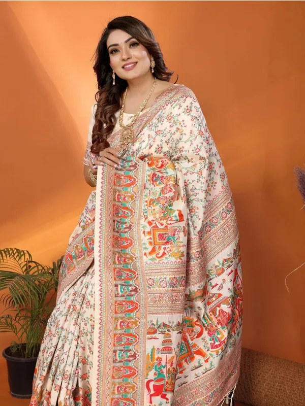 Cream_Printed_Saree_for_Women