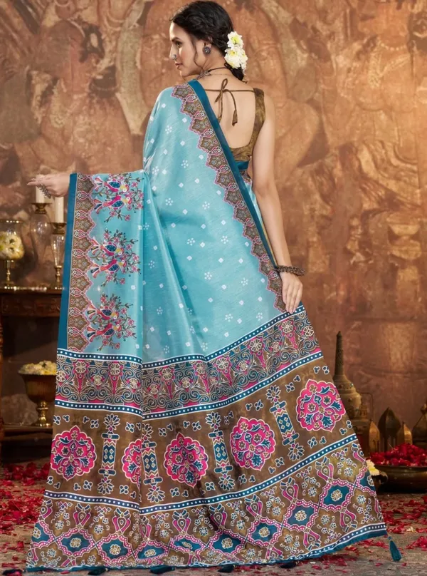 Blue_Floral_Printed_Saree_for_Women