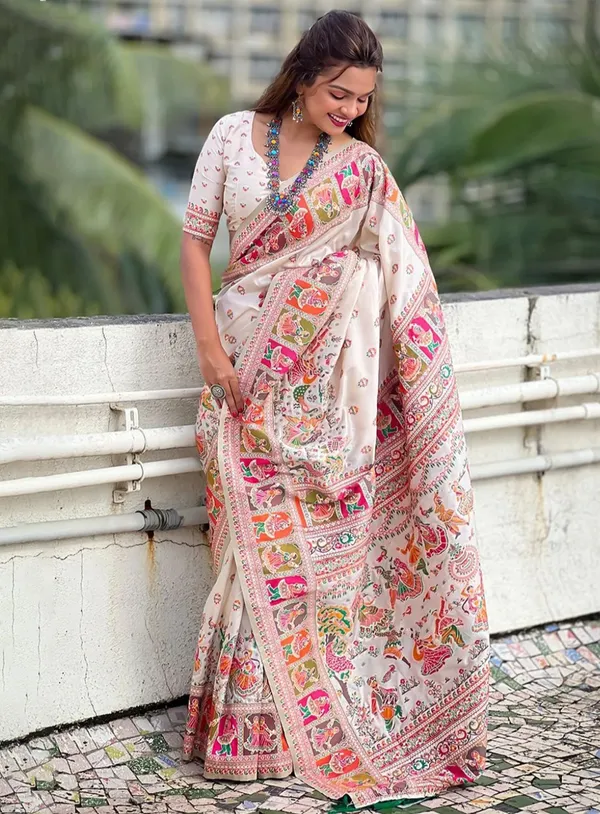 Cream_Printed_Ethnic_Saree_for_Women