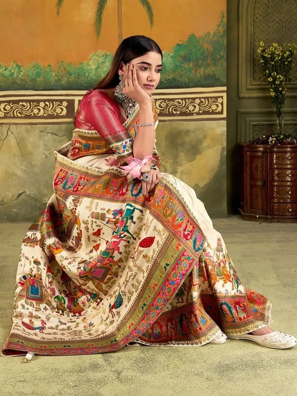 Cream_Printed_Ethnic_Saree_for_Women