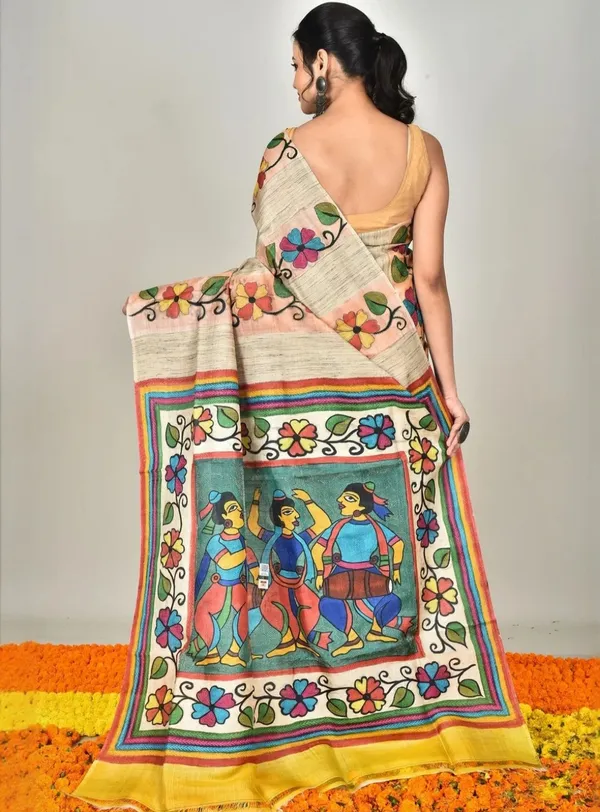 Beige_Floral_Printed_Saree_for_Women