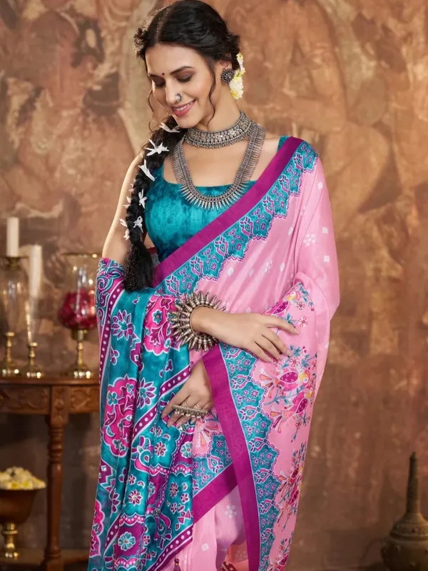 Pink_Floral_Print_Saree_for_Women